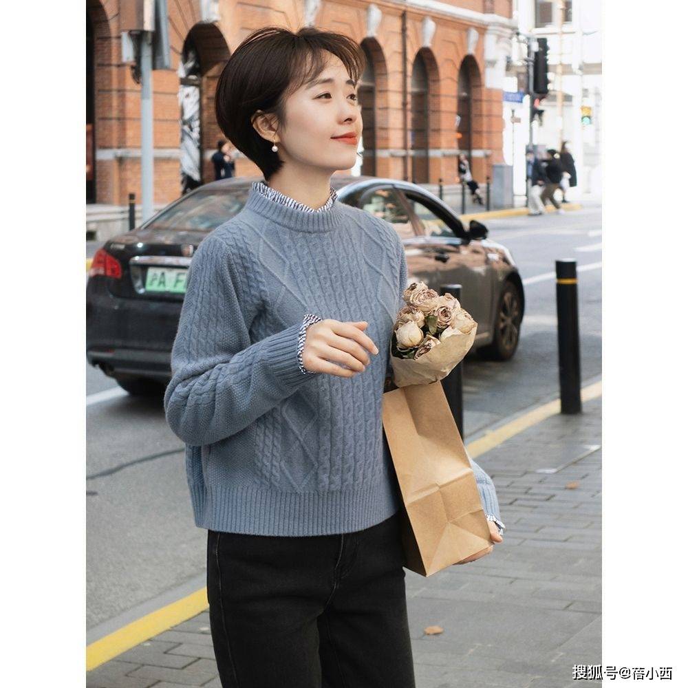 下装 建议中年女性多备这3件单品，轻松解决秋冬搭配烦恼，优雅又自信