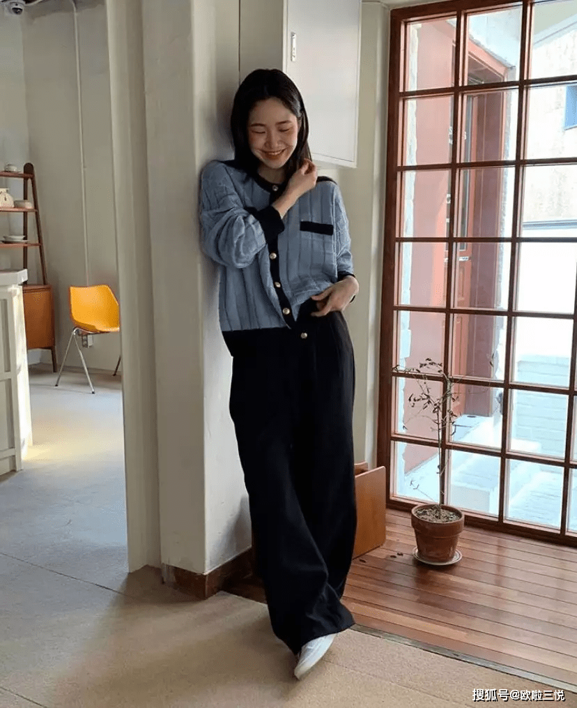 小白 秋季穿搭推荐:小香风针织衫+阔腿裤