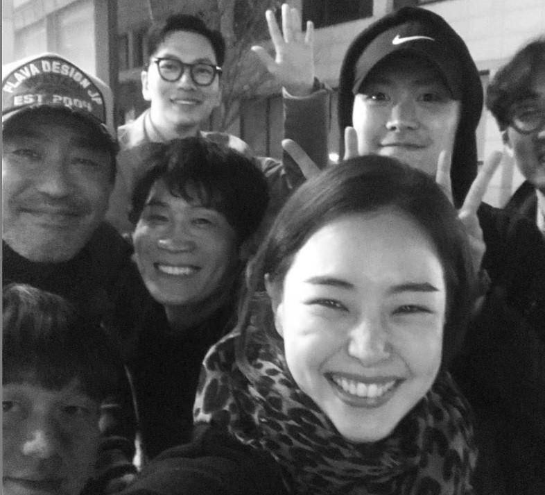 孔明|《双重人生》李荷妮变身行走表情包，大夸孔明和郑好娟