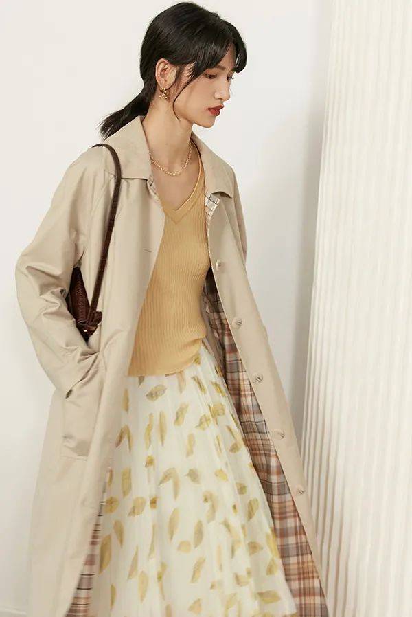 气质 大毛衣+半裙,才是2021秋冬最气质时髦的打开方式!