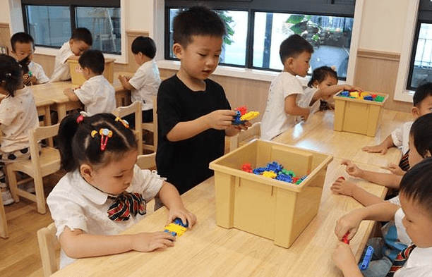 严重|幼儿园“超前教育”是揠苗助长,小学二年级逐渐显现,家长需重视