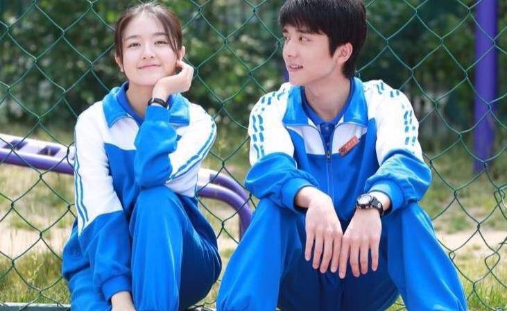 腹肌|更新10集，豆瓣好评满屏飘，笑出腹肌，龚俊新剧凭什么？