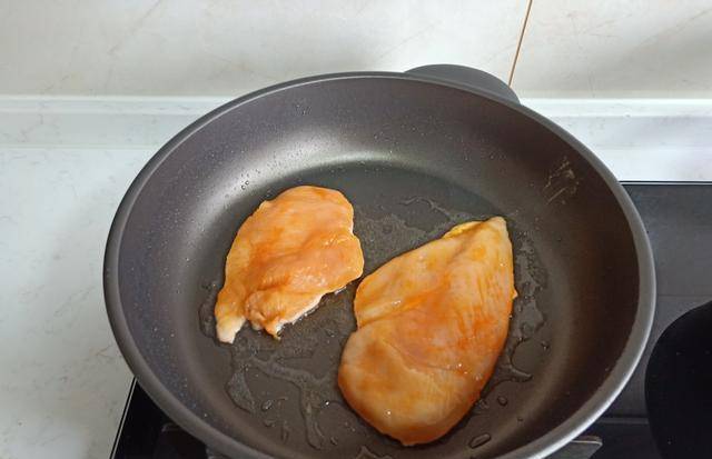 煎饼|晒晒今天的早餐，好吃饱腹又低脂，网友：减肥太幸福了