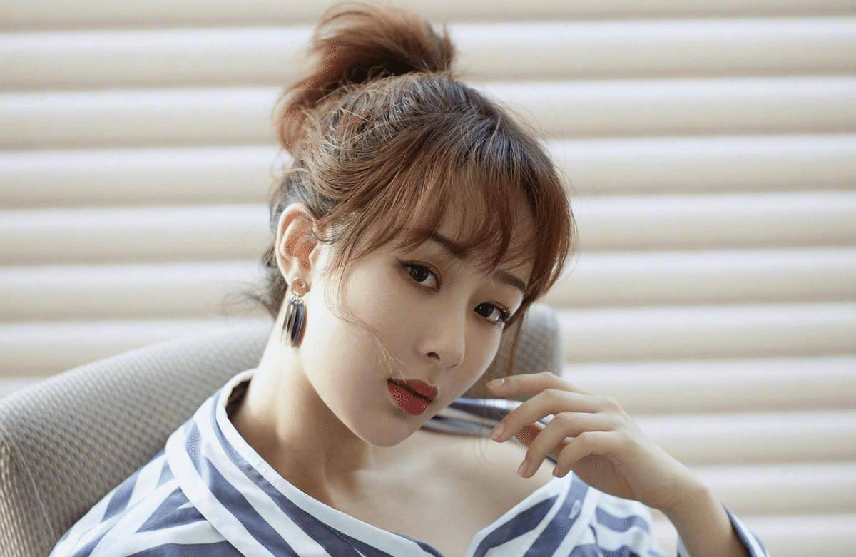 角色|杨紫再出新影片，高能场面来袭，上演经典动作大戏，男主成谜