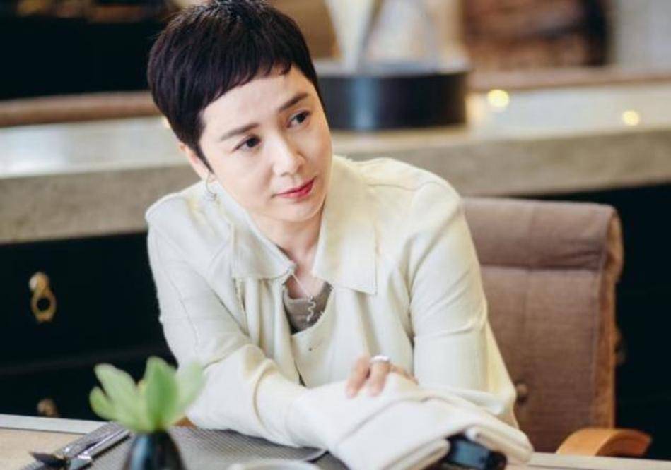 周子萱|古力娜扎新剧又扑街，陈伟霆再帅，也抵不过《风暴舞》的5大槽点2