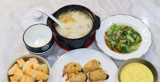 小孩|我家小孩的早餐，七天不重样，十分钟就搞定小孩很爱吃