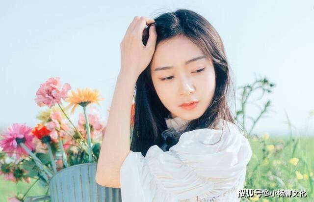 怎样才算是真的爱自己 40ac5e166eef40ecb7a0a7c2feddc5c0.jpeg