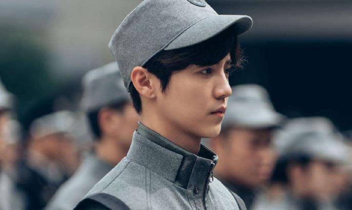 因为|吴京动了谁的底线？票房大爆却无人祝贺，娱乐圈为何集体“失声”