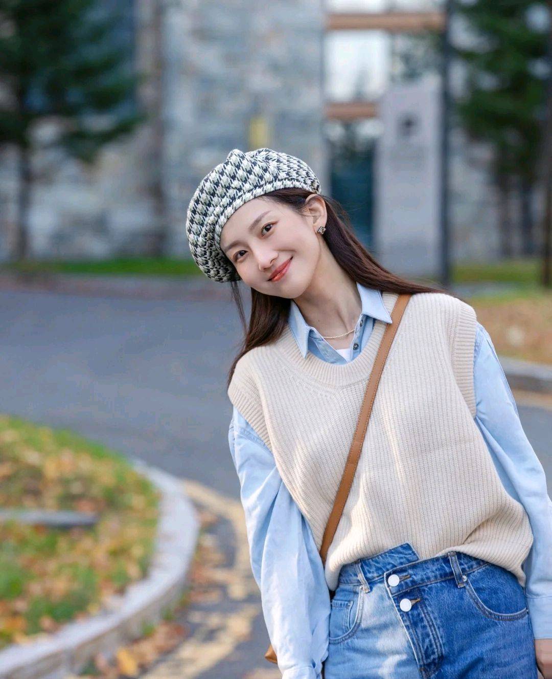 风景线 谁说穿基础款不好看的？只要会搭配，轻松成为街角的靓丽风景线