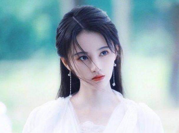 鞠婧祎身材比例如何 720060cfe31f4e82a41fabc8859ea902.jpeg