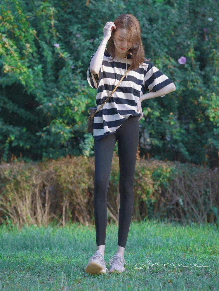 身材 裤子和大衣的搭配，看起来有气质