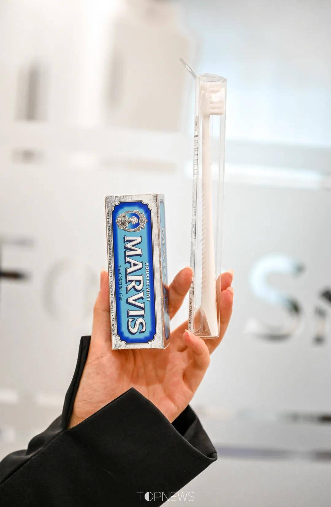 牙膏|魔都十月钜惠放送！明星同款隐适美半价抢，还有万元壕礼等你来拿！