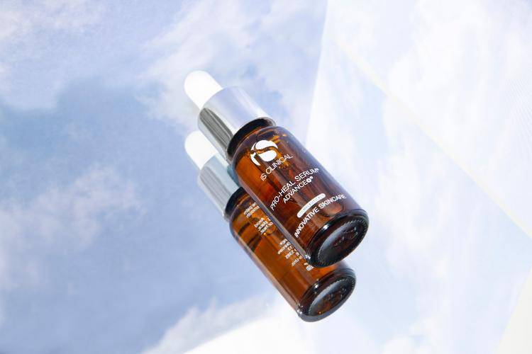 品牌干敏肌角质层太薄？is clinical修复精华素要这样使用