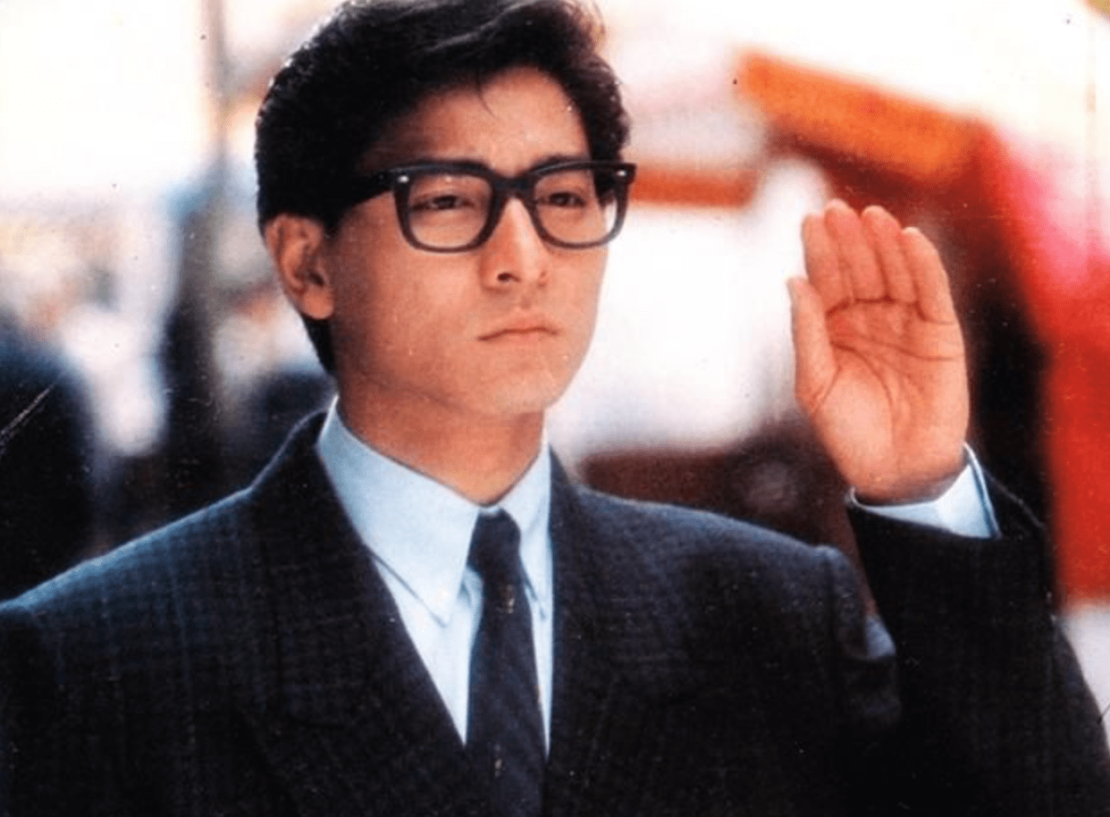 刘德华经典歌曲100首全部播放 518ecaadd7f04a4ca80c0b86e7f0e61f.png