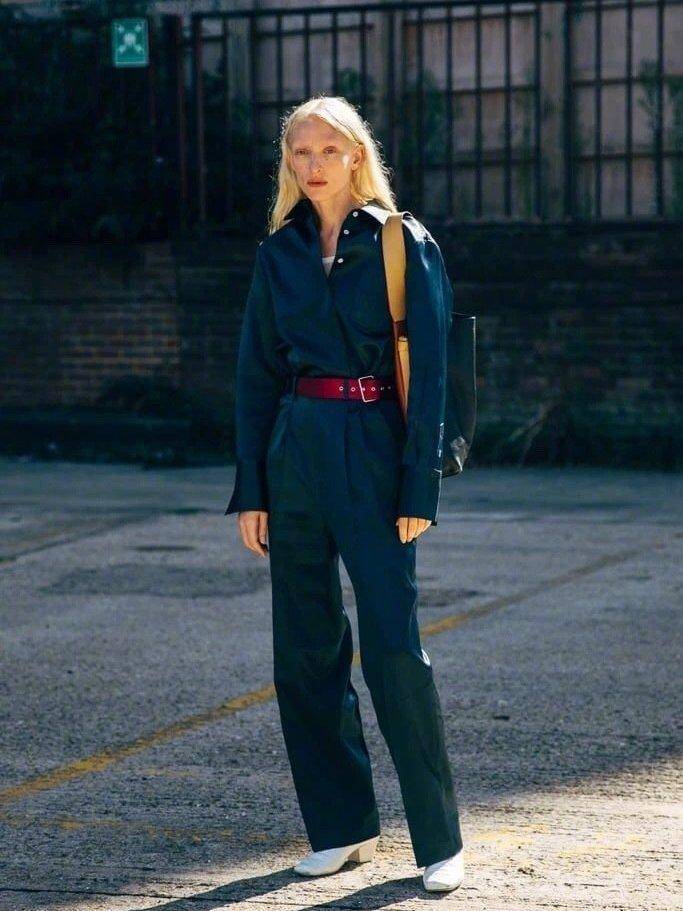 身材 显瘦穿搭干货,让你秋季变身“小腰精”,时髦又惹人眼球