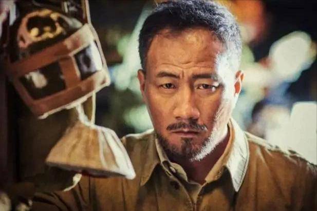 百里|长津湖里刻画最好的角色，不是吴京千玺胡军，是没台词没镜头的他