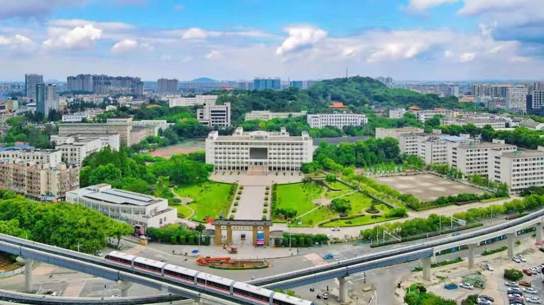 安师大105名本科新生放弃入学资格浪费招生名额不能全怪学生