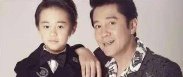 年才|李娟是蔡国庆的老婆,长这般模样,怪不得蔡国庆一直不公开