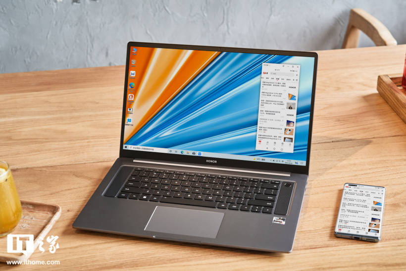 方面|【IT之家开箱】荣耀 MagicBook 16 Pro 图赏：144Hz 电竞屏幕