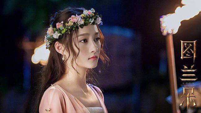 因为|58岁的姜文,从娱乐圈清流,到如今和关晓彤合作跌倒,真不应该