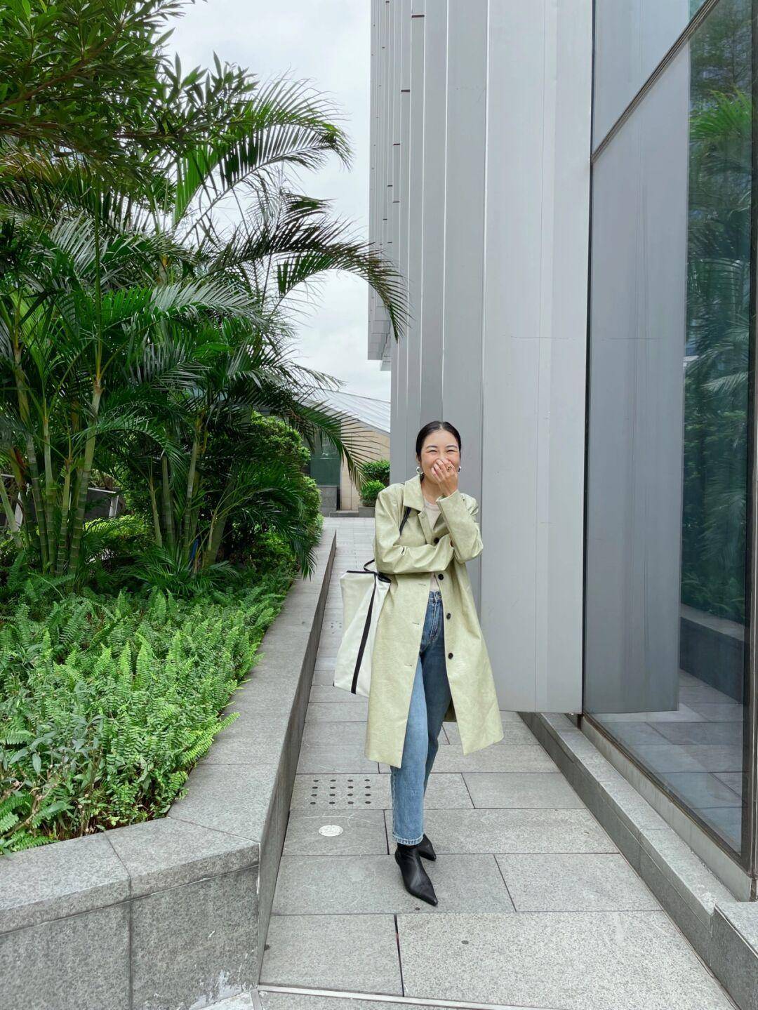 注入 你离时尚只差一件“皮大衣”，掌握几个穿搭小技巧，让你气质翻倍