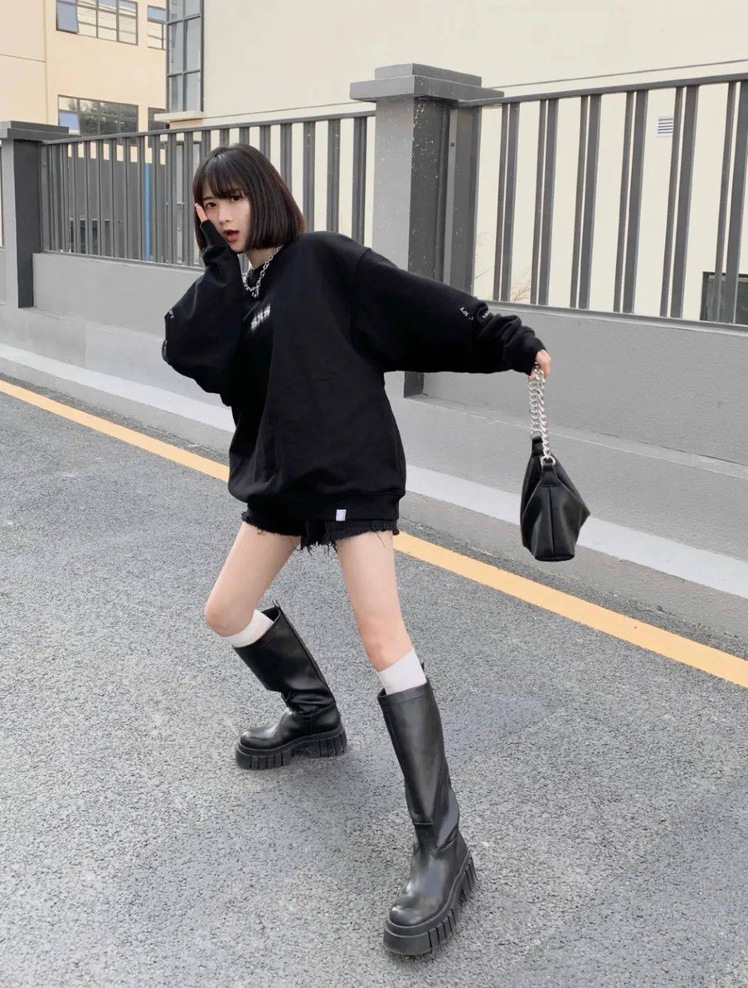 趋势 今秋打死都不要买的几件雷品，真的太土气了！