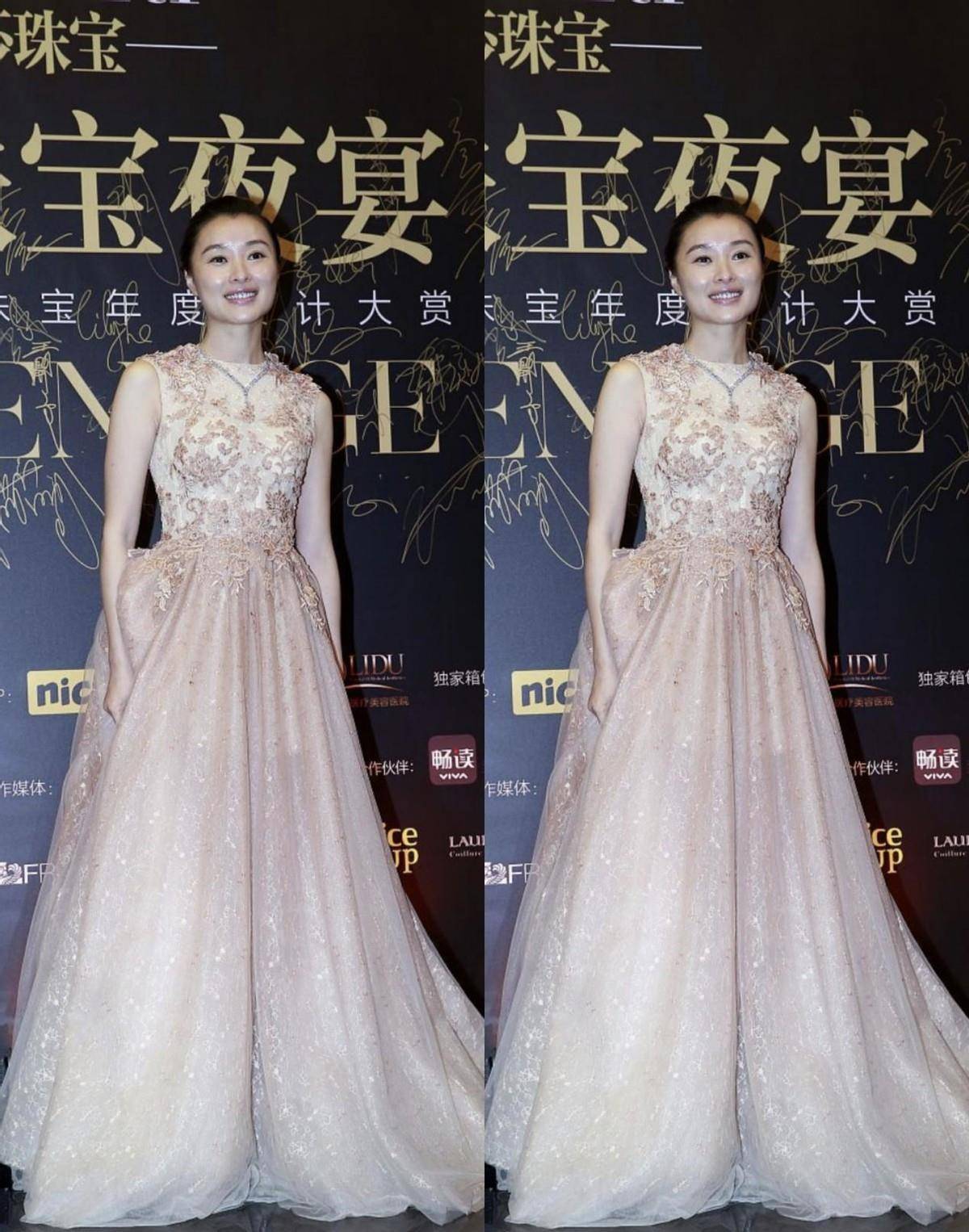 服装 吴越虽然是国字脸，但打扮起来却挺有气质，生图脸泛油光也挺美