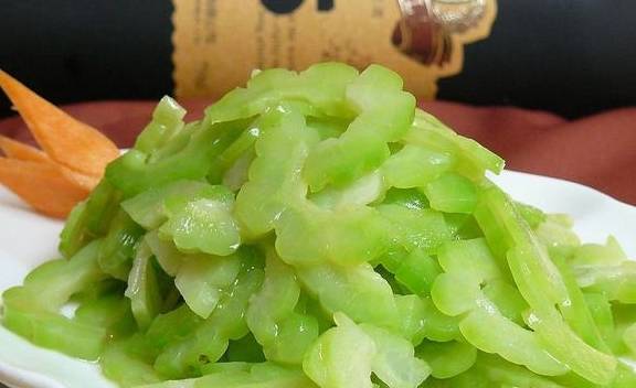 物质|苦瓜没有你想的那么好，对降血糖并不管用，有用的是这些