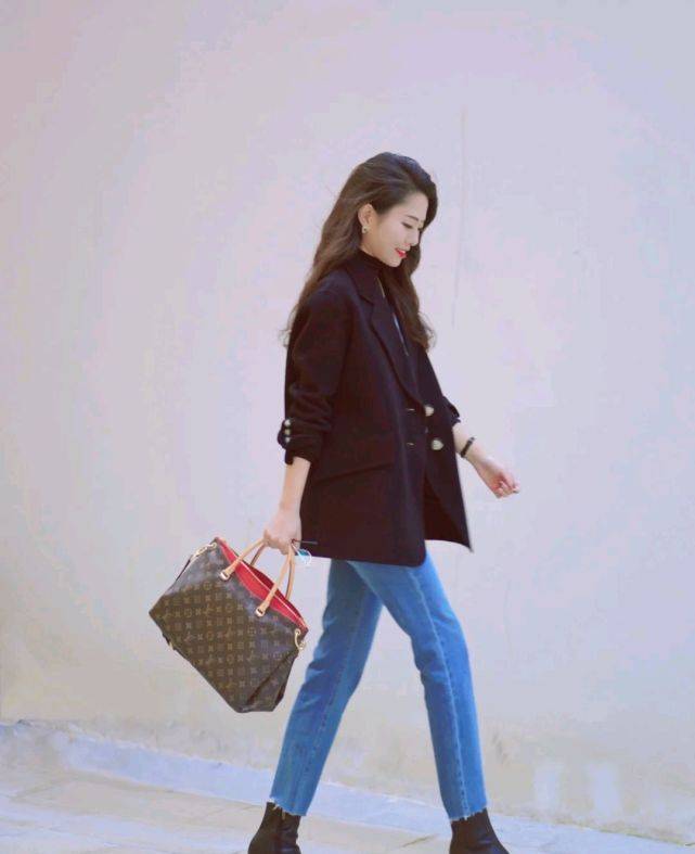 服装 寒气来袭,怎么搭配才能做到时尚与保暖并存?这三套穿搭值得借鉴