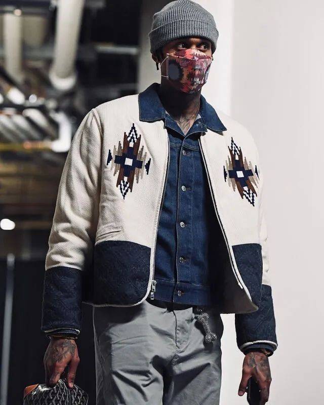 球星 打篮球也能很潮！球星克拉克森秋季日常穿搭解析，帅气与时髦兼具