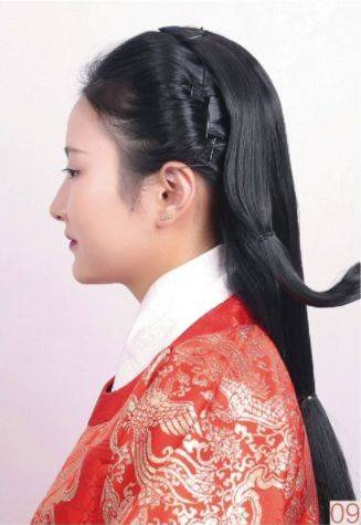 假发明代造型：贵夫人堆砌盘发造型