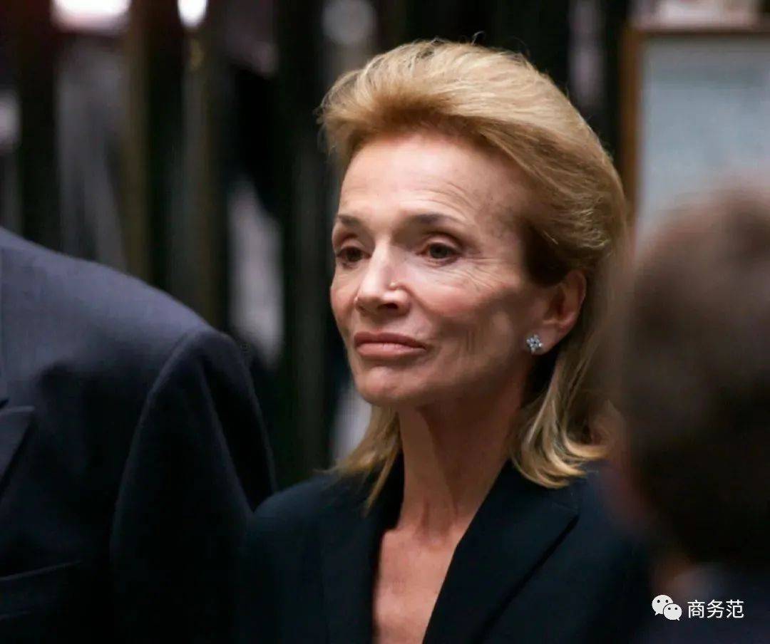 生活史上最强塑料名媛姐妹：姐姐嫁总统、妹妹当王妃，还一起抢首富撕了一辈子…