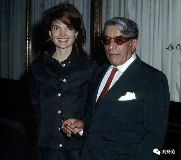 生活史上最强塑料名媛姐妹：姐姐嫁总统、妹妹当王妃，还一起抢首富撕了一辈子…