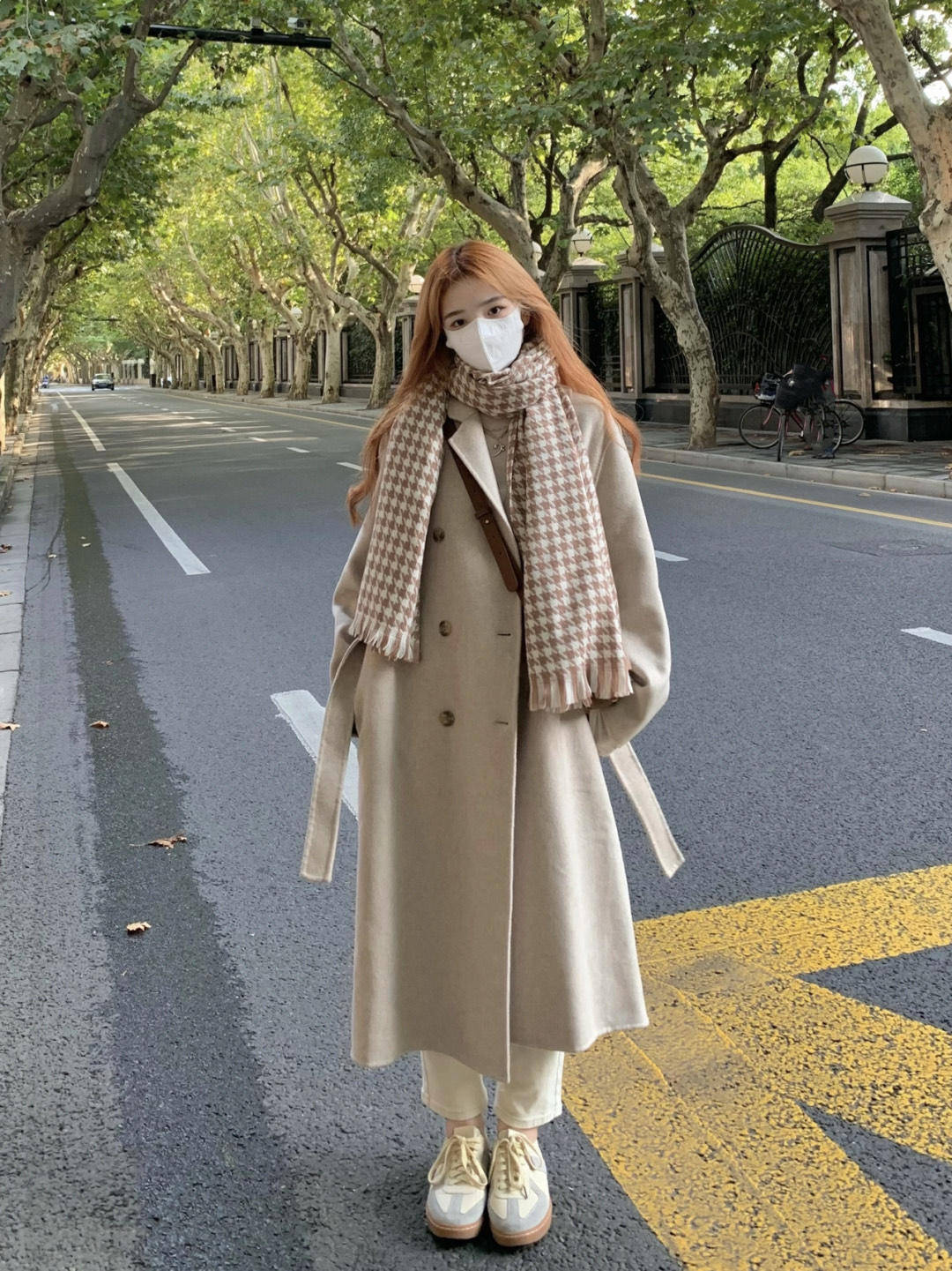 季节 秋冬季节不知道穿什么？一件毛呢大衣全搞定，让你美出新高度