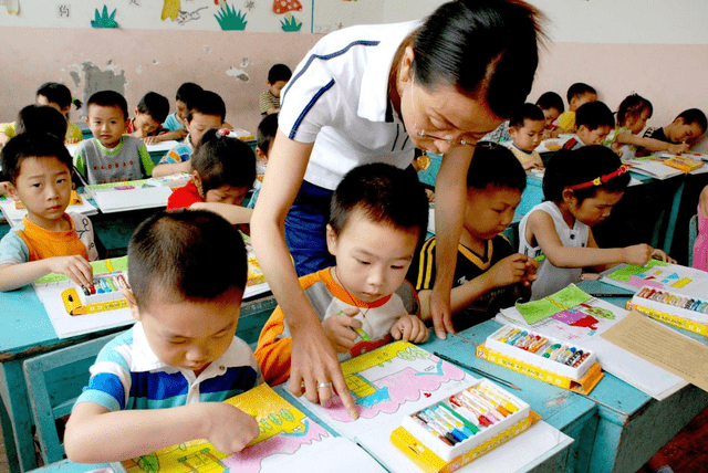 注意力|从娃在幼儿园的表现，能看出他上学后是不是“学霸”，不妨对照下