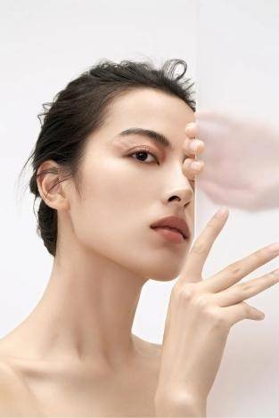 Blank自然派底妆趋势已成 Blank ME构建专属审美体系