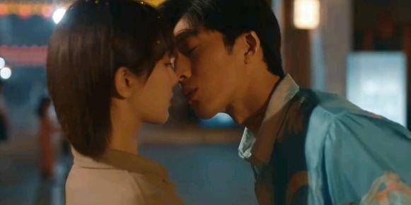 原著|《女心理师》片花:钱开逸索吻贺顿,又是典型的男追女!