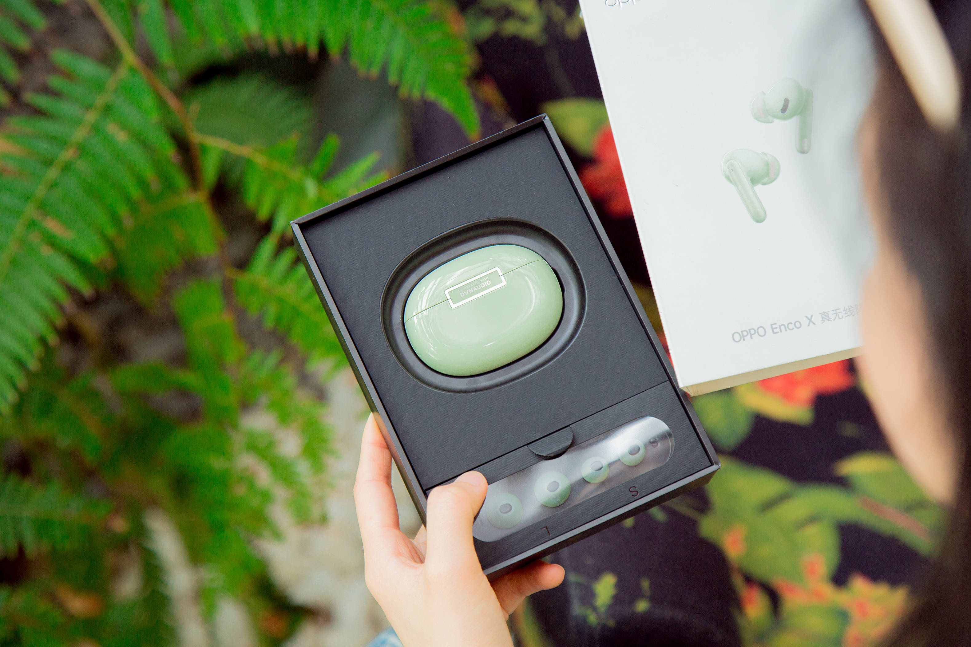 600预算就能get乔欣同款耳机?oppo enco x每月只需54元_音质