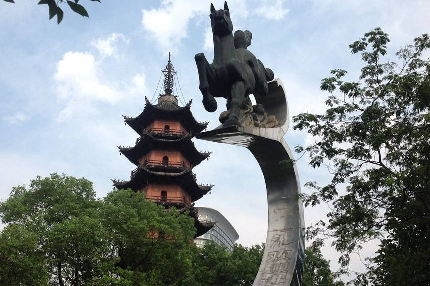 宁波有座孤独佛塔曾是宁波地标建筑名称来源与武则天有关