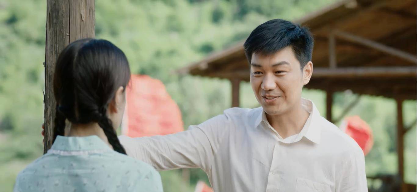 青年|《火红年华》：两面三刀的季成钢，这个编剧是不是和女性有仇？