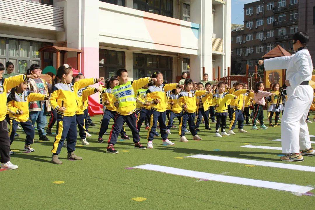 活动|青岛“守护天使乐趣童蒙”杯走进春田花花幼儿园