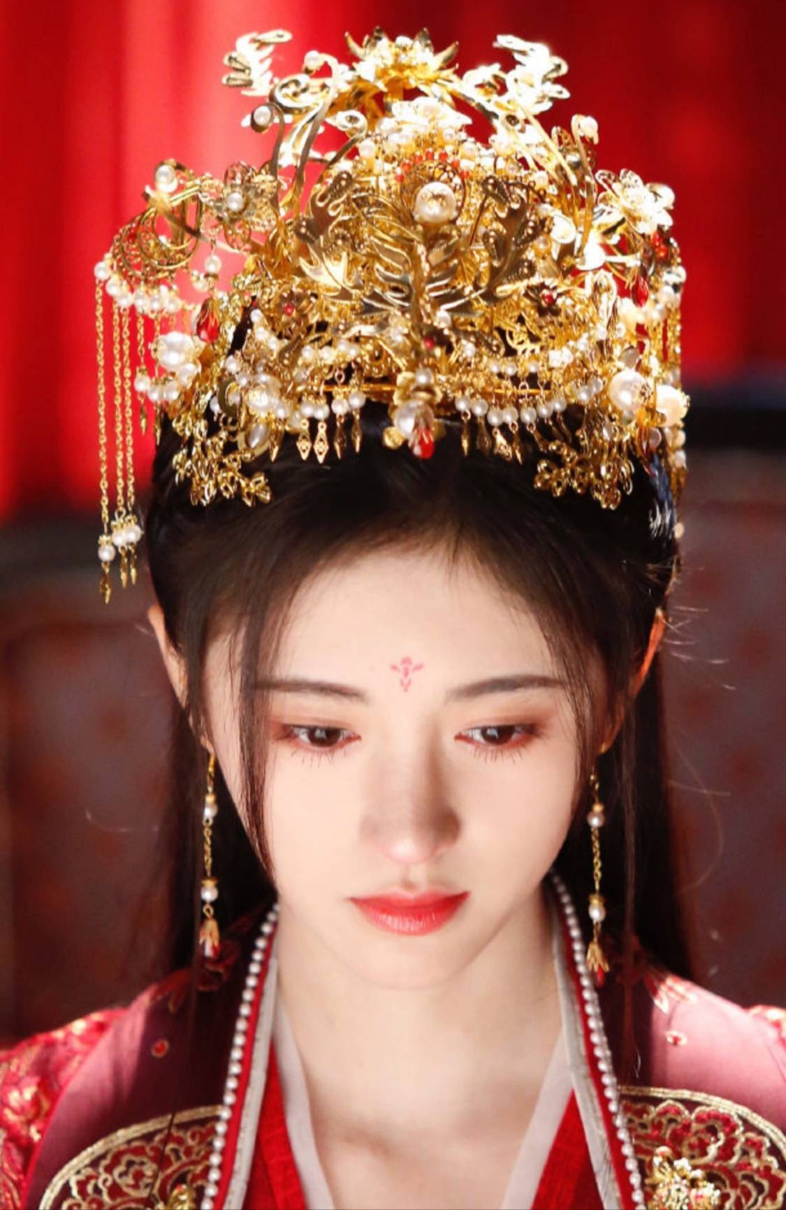 美貌 《嘉南传》开播，鞠婧祎造型比演技吸引人，剧情什么的不重要