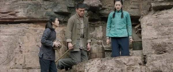 于震|五星剧情，一星服道化！于震新剧该看