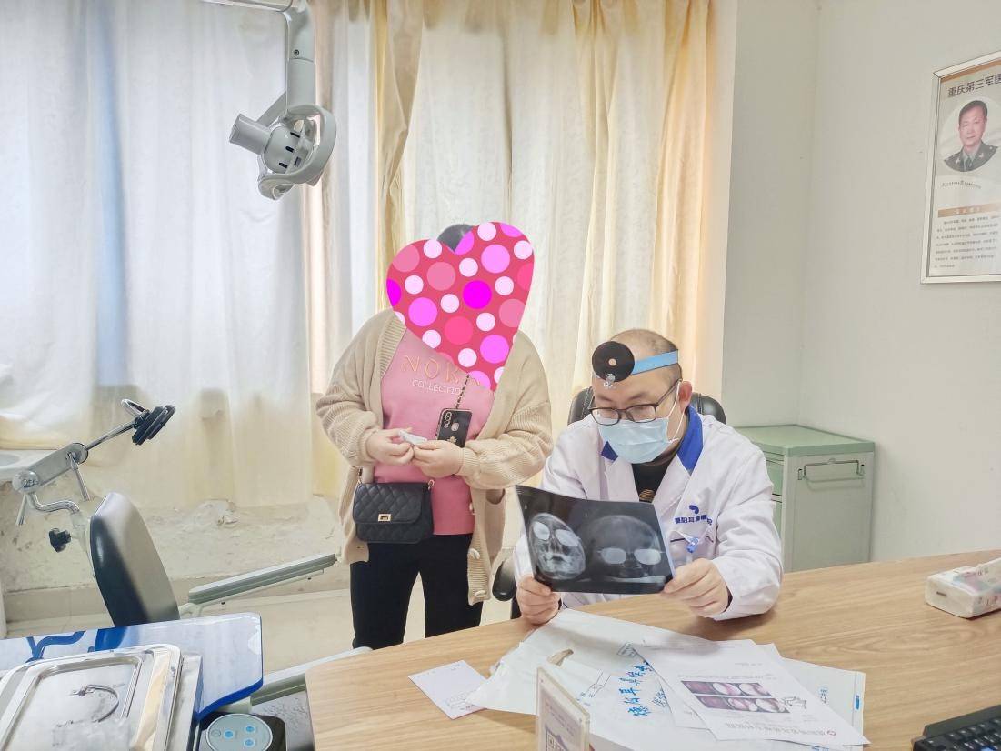 怎么称呼医院的主任医师 ec22bd17821247039a4922afaa8790c3.jpeg