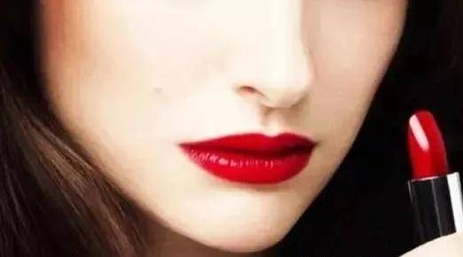 物质|喝完葡萄酒，舌头为什么会发黑，是酒质问题吗？