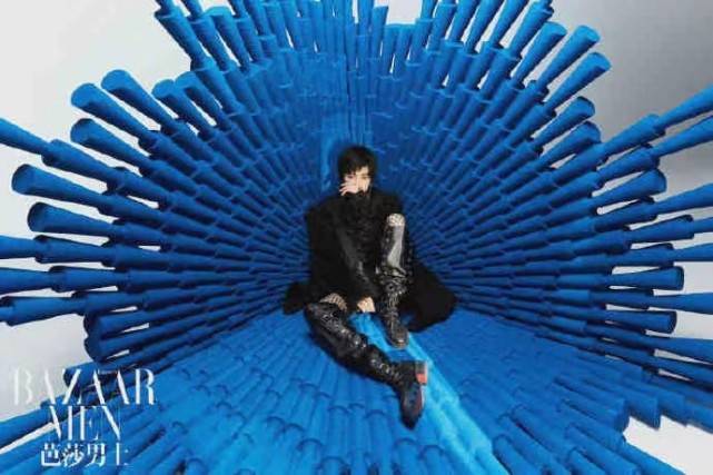 一身 杨幂绝了！剪超短发居然没翻车，穿一身黑拍男?刊大片?气场爆棚