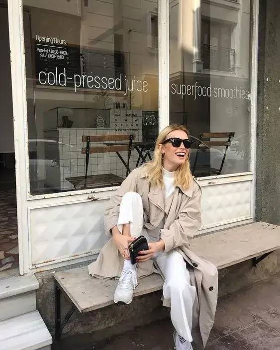 颜色 女星张含韵“整”了？为何突然美成王祖贤了？