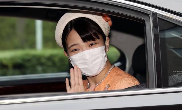 公主 纪子妃母女三人同框！“准新娘”真子公主显老，首穿柳烟橙贼好看