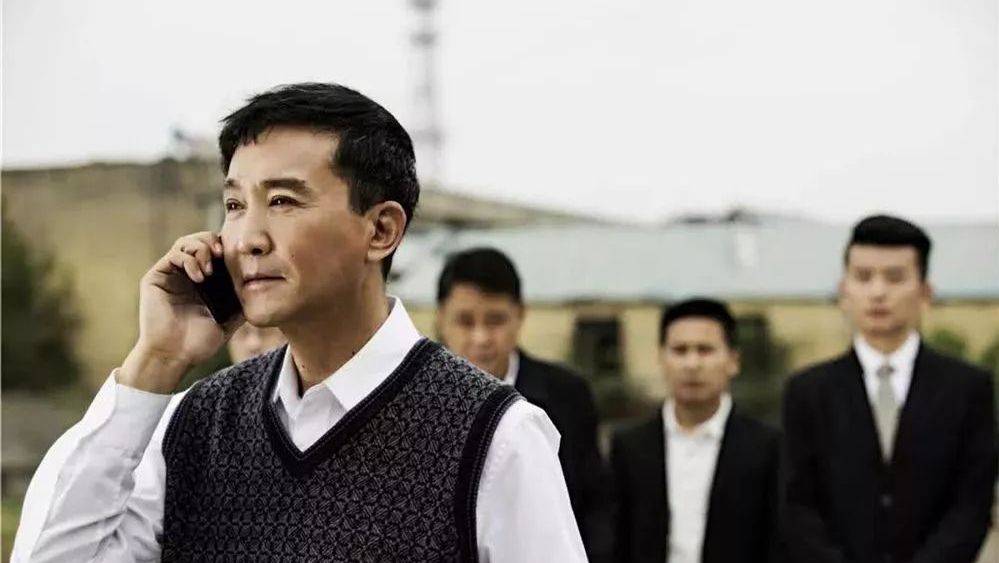 角色|靳东闫妮新剧上映,陈晓反差惊人,“经典神作”要毁在了剪辑上?