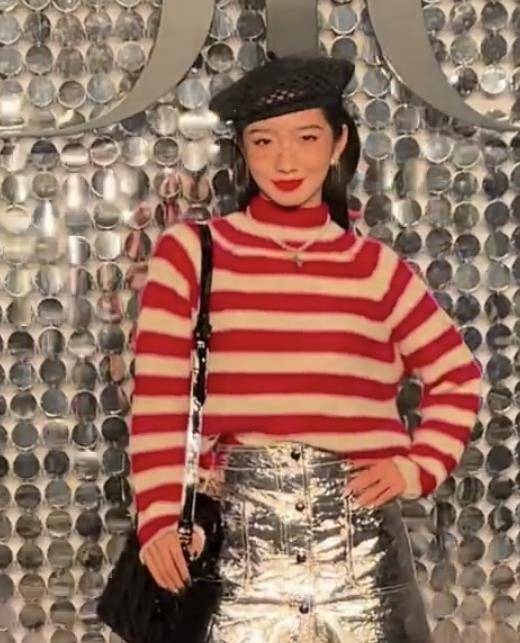 刘雨昕 大秀红毯比美：景甜全靠脸在撑，王子文新男友最抢镜，孟美岐翻车